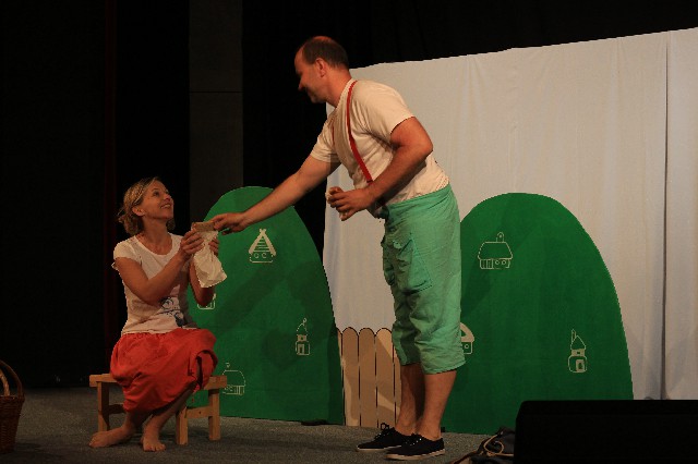 Hrnečku, vař! - Divadlo Strom